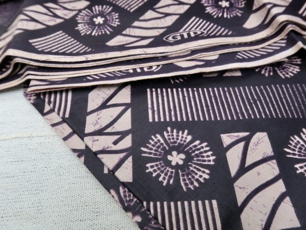 Wax fabric from Ivory Coast - Close up